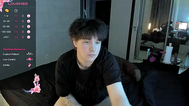 MIya Chinen online show from 03/08/26, 10:46