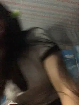 TieuVy99 online show from 04/12/26, 02:31