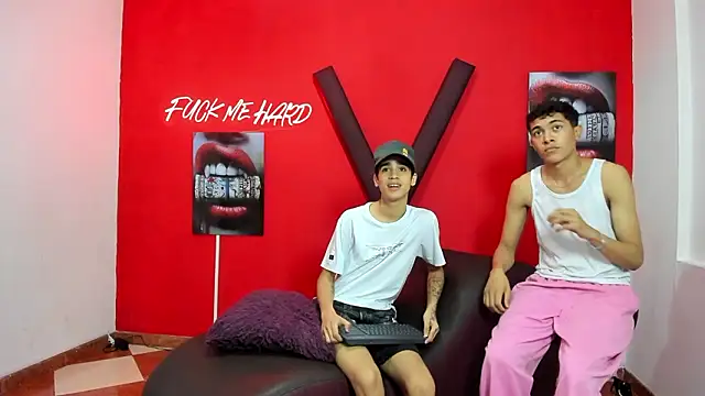 SKYN MAN online show from 03/15/26, 03:02