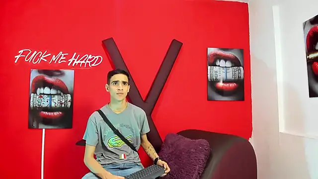 SKYN MAN online show from 03/29/26, 05:09