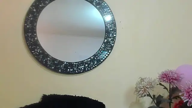 Maye Milf  online show from 04/18/26, 01:02