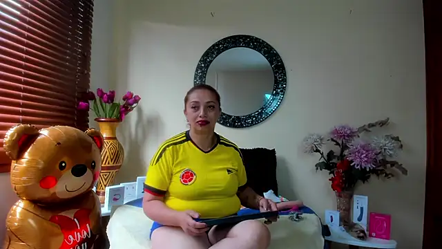 Maye Milf  online show from 03/28/26, 12:50