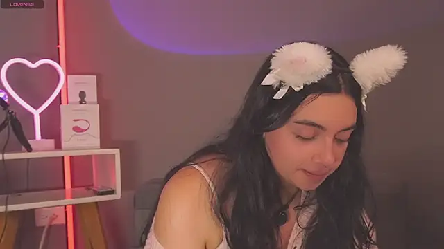 Im Elaris online show from 03/28/26, 01:45