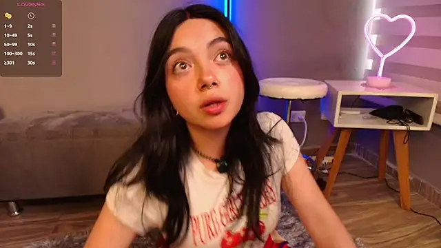 Snapshot of Im_Elaris chatting on 03/04/26, 05:31 Im Elaris online show from 03/04/26, 05:31