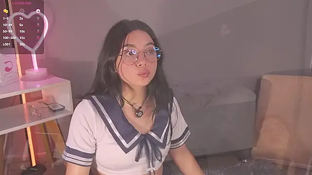 Im Elaris online show from 04/04/26, 02:56