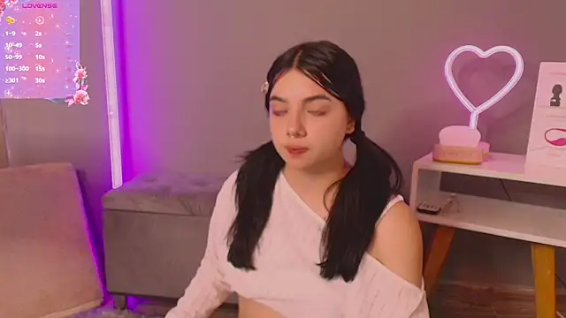 Im Elaris online show from 04/16/26, 02:18