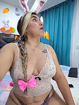 DulceAndChef online show from 04/01/26, 04:03