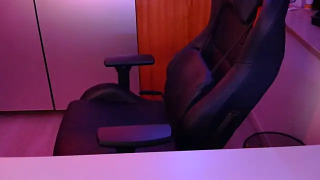 Blase Hase123 online show from 03/30/26, 08:32