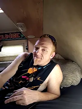 Snapshot of GingerTitan8 chatting on 03/03/26, 08:16 GingerTitan8 online show from 03/03/26, 08:16