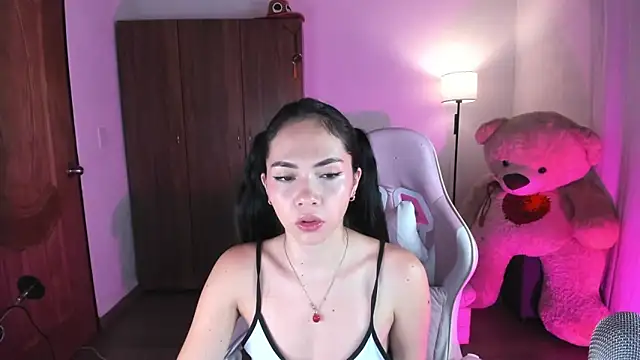 hi kiittyy online show from 03/24/26, 10:26