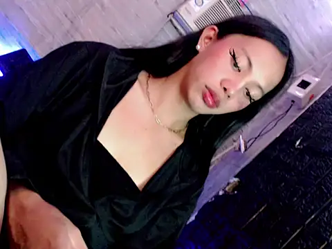April Slut29 online show from 04/11/26, 08:12