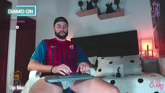 daniel hunther online show from 03/25/26, 02:05