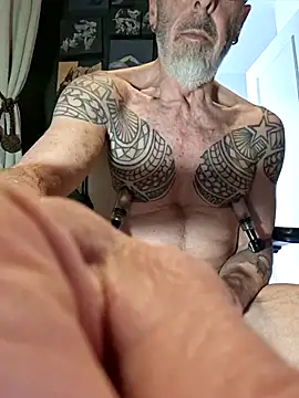 XXX666HEIL online show from 04/07/26, 10:06