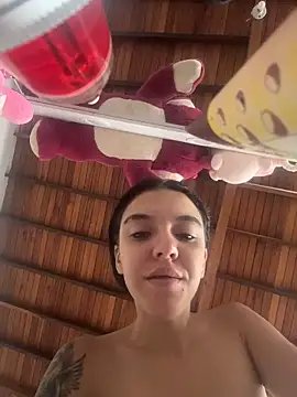 Snapshot of Jetf_Andrea_couple chatting on 06/18/26, 12:32 Jetf Andrea couple online show from 06/18/26, 12:32