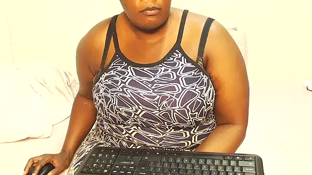 Busty42DDZA online show from 05/25/26, 03:55