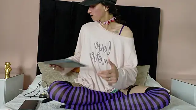 Vannellope 69 online show from 03/05/26, 06:48