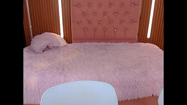 vicky wel online show from 05/30/26, 06:46