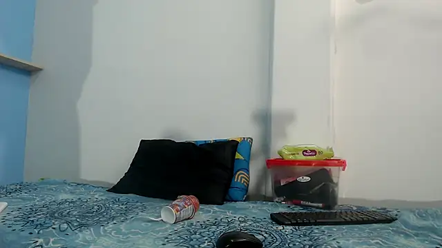 zoecute5817 online show from 05/04/26, 12:47