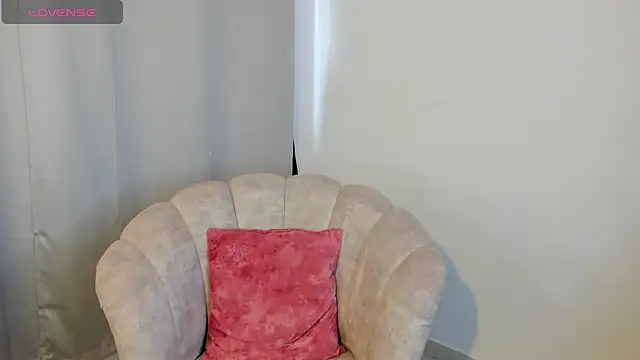 IVONE ASHAR online show from 04/14/26, 02:22