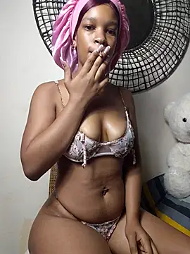 peachyxoxo22e online show from 03/24/26, 12:54