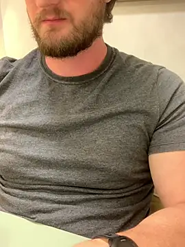 Snapshot of Empresarioloiro chatting on 03/04/26, 09:00 Empresarioloiro online show from 03/04/26, 09:00