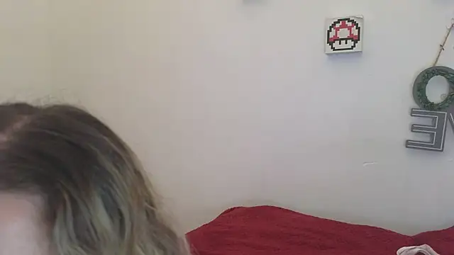 Caroline hernandes online show from 04/28/26, 12:53