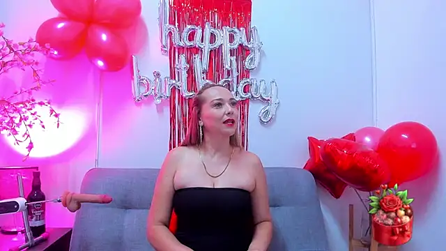 KahiaSmith online show from 05/11/26, 02:45