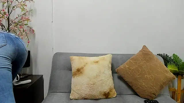 KahiaSmith online show from 04/16/26, 04:41