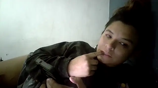 KendraBoss online show from 04/14/26, 03:00