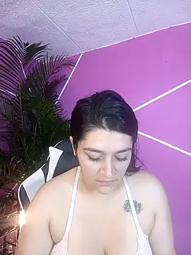 sckarlet1 online show from 04/14/26, 06:24