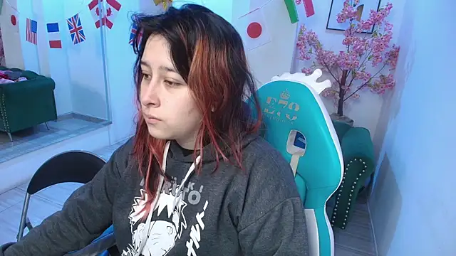 Snapshot of TarlyWho chatting on 07/15/26, 11:28 TarlyWho online show from 07/15/26, 11:28