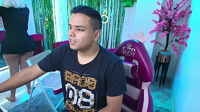 TarlyWho online show from 03/19/26, 03:06