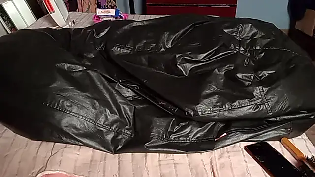 Ruiva40tona online show from 04/08/26, 01:45