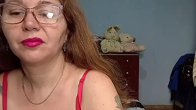 Snapshot of Ruiva40tona chatting on 07/14/26, 05:08 Ruiva40tona online show from 07/14/26, 05:08
