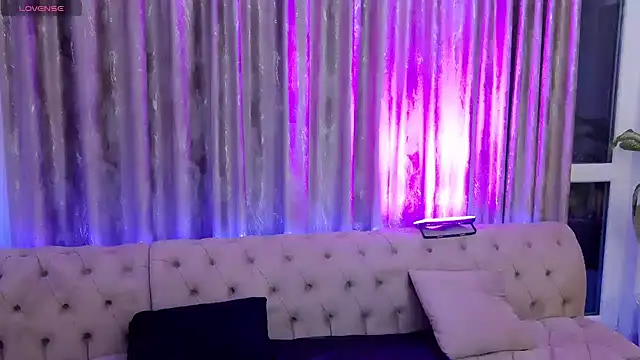 NataliePierce online show from 05/01/26, 08:58