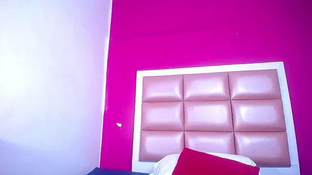 secrett whore18 online show from 03/04/26, 06:37