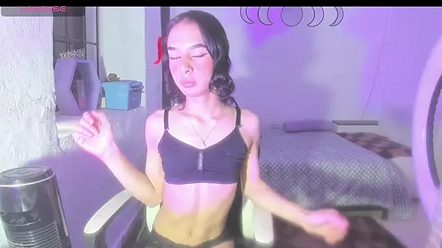 marianafoxx  online show from 04/19/26, 09:06