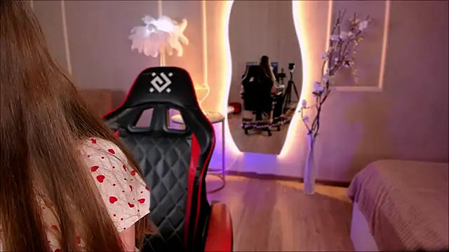 XAnytikKetX online show from 03/19/26, 01:44