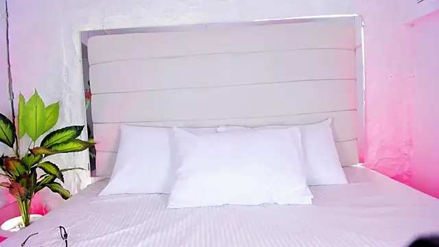 AitanaNoa online show from 04/07/26, 08:10