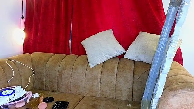 ahnaysexx online show from 03/30/26, 04:30