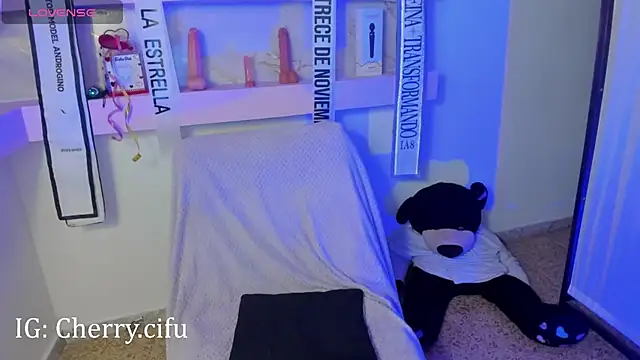 CherrySeraphine1 online show from 03/25/26, 11:14