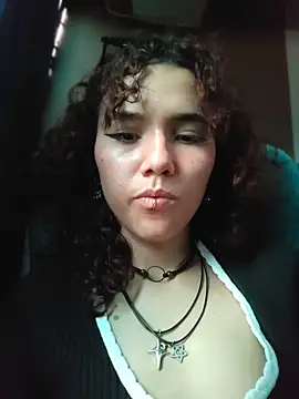 Isabella Stark online show from 04/13/26, 07:29