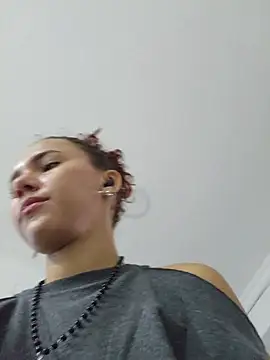 Isabella Stark online show from 04/19/26, 11:33