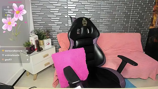 Ana maria 08 online show from 04/18/26, 07:07