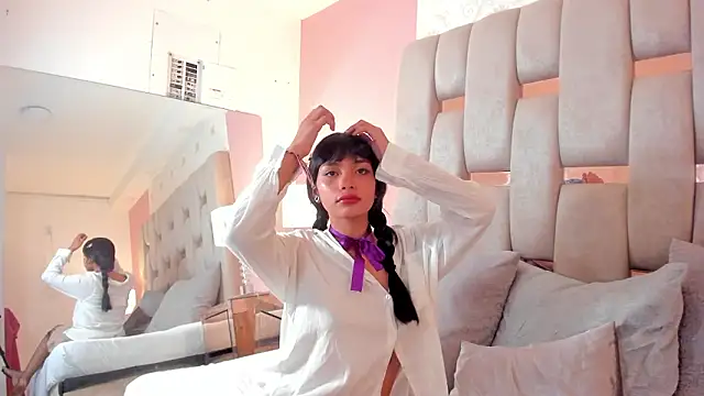 melina voss online show from 03/04/26, 11:56