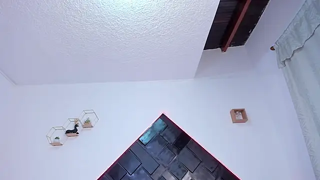 Dark Valentino  online show from 04/05/26, 03:24