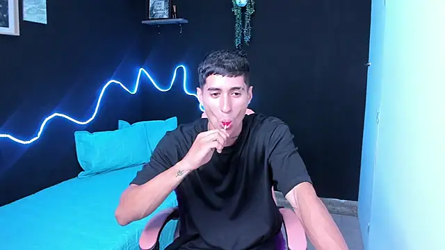 Dark Valentino  online show from 03/04/26, 02:08