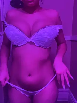 Snapshot of Mmmmadsss chatting on 03/22/26, 01:01 Mmmmadsss online show from 03/22/26, 01:01