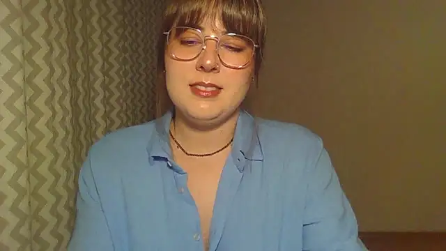 Snapshot of ClaraHard chatting on 06/07/26, 07:52 ClaraHard online show from 06/07/26, 07:52