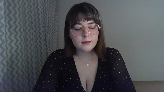 ClaraHard online show from 03/05/26, 06:48